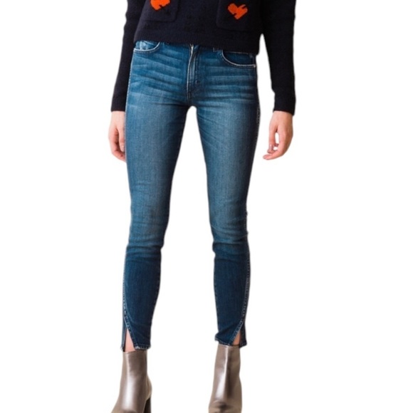 AMO High Rise Twist Sweetheart Wash Skinny Jeans - Picture 1 of 16